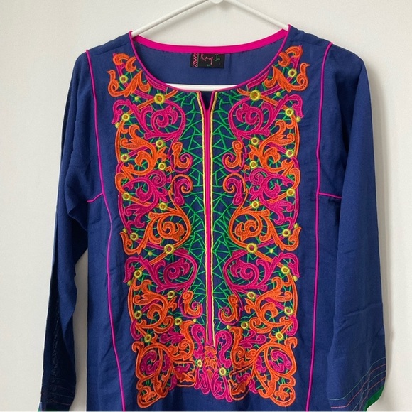 Indian Ladies Embroidered Kurta  Dress - Picture 1 of 6